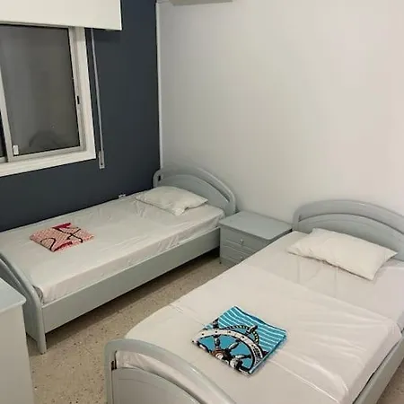 דירה Paradise Homes 12 לרנקה